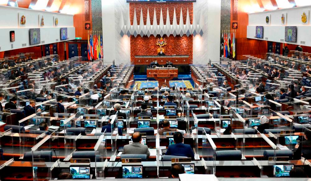 Dewan Rakyat: Inisiatif elak peningkatan kes Covid-19 di PRN Melaka tumpuan hari ini Dewan Rakyat: Inisiatif elak peningkatan kes Covid-19 di PRN Melaka tumpuan hari ini