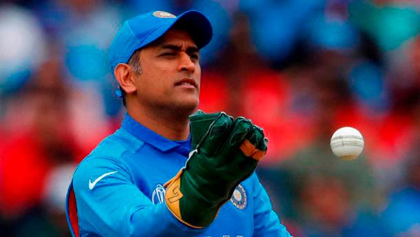 Dhoni's 50 in vain as Chennai lose to Kolkata in IPL opener
