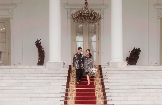 Diplomat Malaysia hadiri majlis resepsi perkahwinan anak Joko Widodo Diplomat Malaysia hadiri majlis resepsi perkahwinan anak Joko Widodo