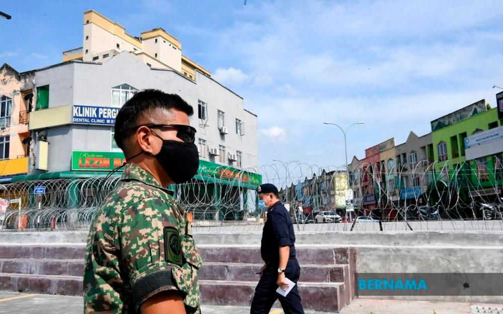 EMCO: Police tracking down 400 residents of Medan 88 who did not return home - Ismail Sabri