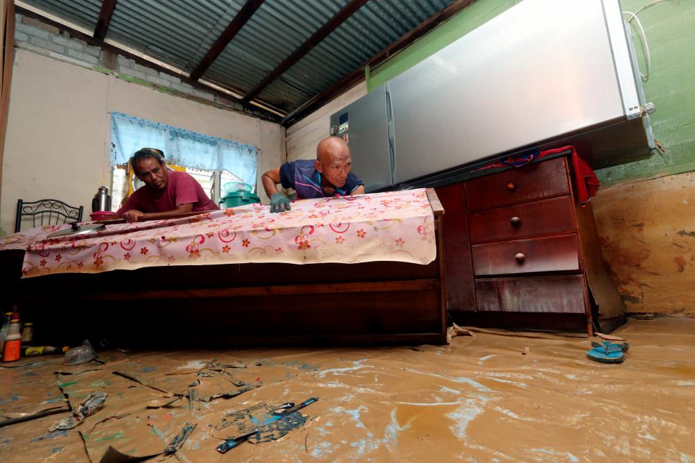 Employers affected by floods urge govt to expedite insurance claims