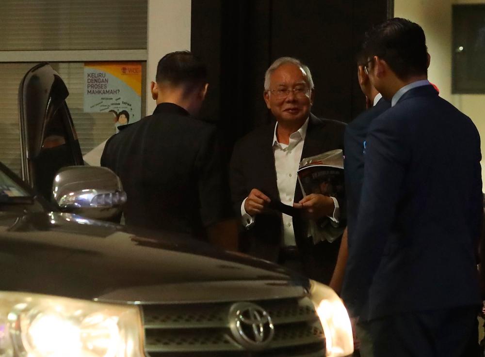 Ex-banker who handled Najib’s accounts offered soup to Jho Low, court heard