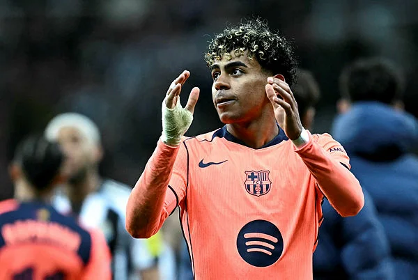 FBL-EUR-C1-NEWCASTLE-BARCELONA Yamal denies Newcastle, Liverpool lose and Atletico thrash Spurs in Champions League