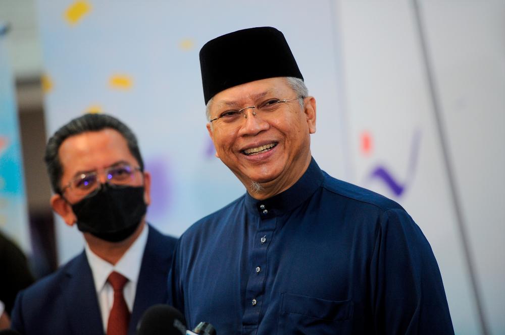 Families, communities need to be involved in National day celebrations: Annuar Families, communities need to be involved in National day celebrations: Annuar