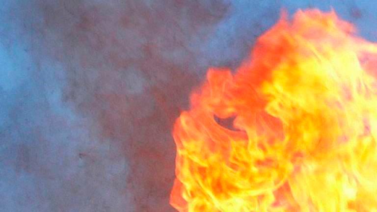 Family of three found charred in blaze on two houses in Sibu Family of three found charred in blaze on two houses in Sibu