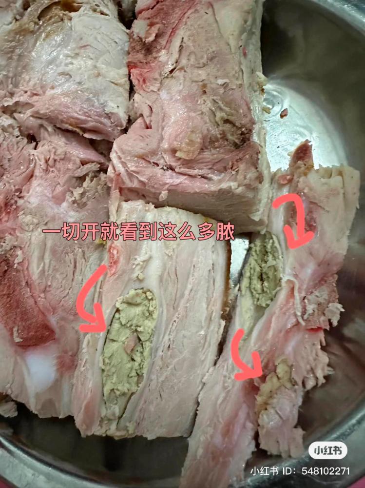 Family warns against consuming pork products after buying ‘cancerous’ pus-filled meat
