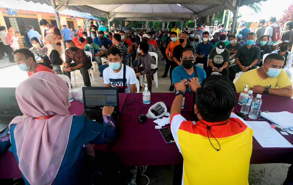 Floods: 39,255 household heads receive BWI as of noon today - PM