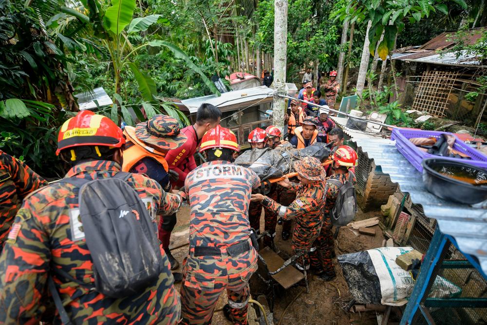 Floods: Bodies of pregnant woman, mother-in-law found hugging each other Floods: Bodies of pregnant woman, mother-in-law found hugging each other