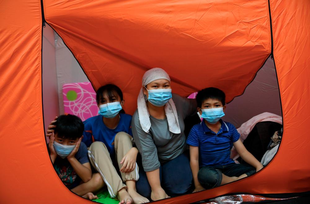 Floods: Number of evacuees in Sabah rises, situation improves in Pahang, Sarawak 