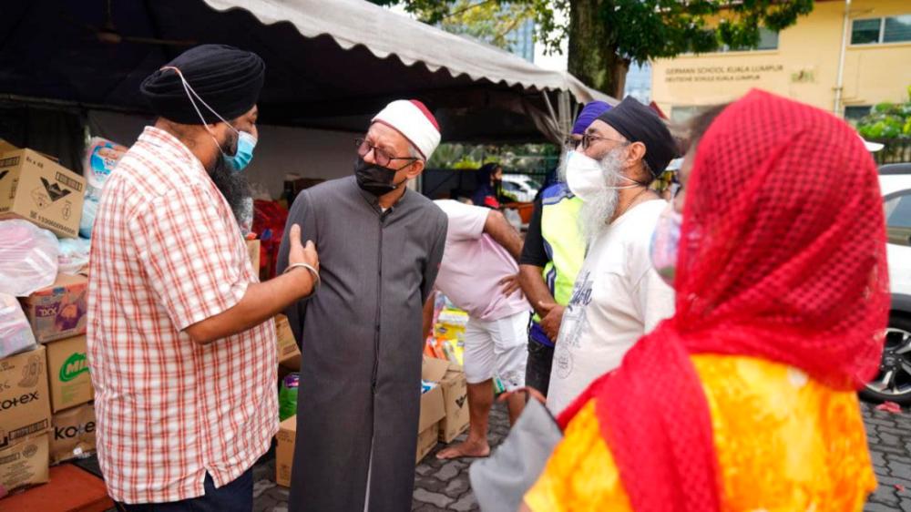Former religious affairs minister praises PJ gurdwaraâs flood relief efforts Former religious affairs minister praises PJ gurdwaraâs flood relief efforts