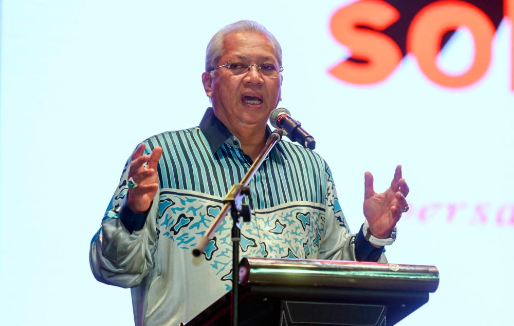 GE15: Annuar leaves decision on candidacy in GE15 to Umno leadership GE15: Annuar leaves decision on candidacy in GE15 to Umno leadership