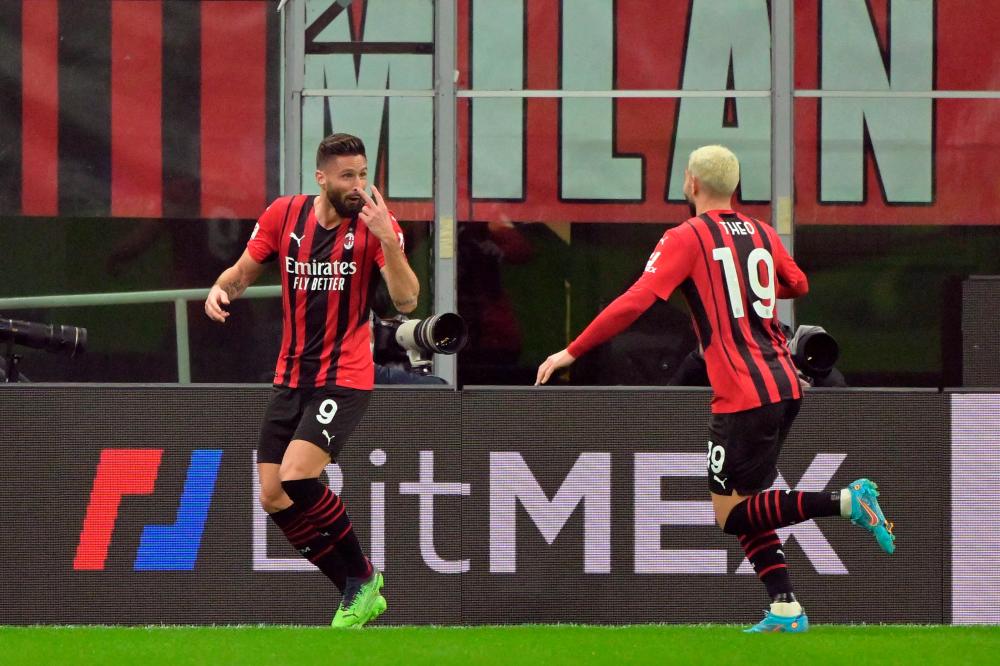 Giroud double leads Milan to Italian Cup rout of Lazio