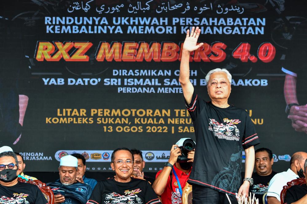 Government plans to build drag racing circuit in all states: PM