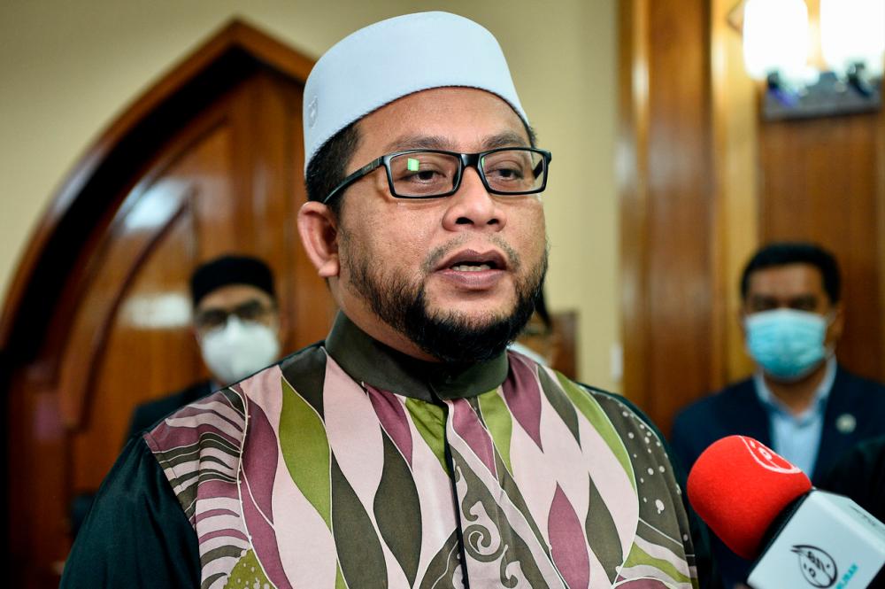 Govt wonât rule out the possibility of expanding liquor sale ban - Ahmad Marzuk
