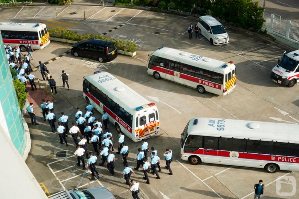 HK's Apple Daily says police arrest five directors in latest blow to tycoon Jimmy Lai HK's Apple Daily says police arrest five directors in latest blow to tycoon Jimmy Lai