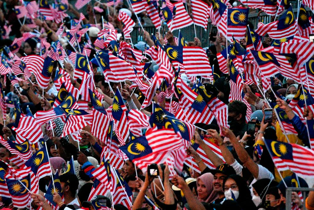 Hari Kebangsaan 2022: Keluarga Malaysia serlah semangat teguh bersama Hari Kebangsaan 2022: Keluarga Malaysia serlah semangat teguh bersama