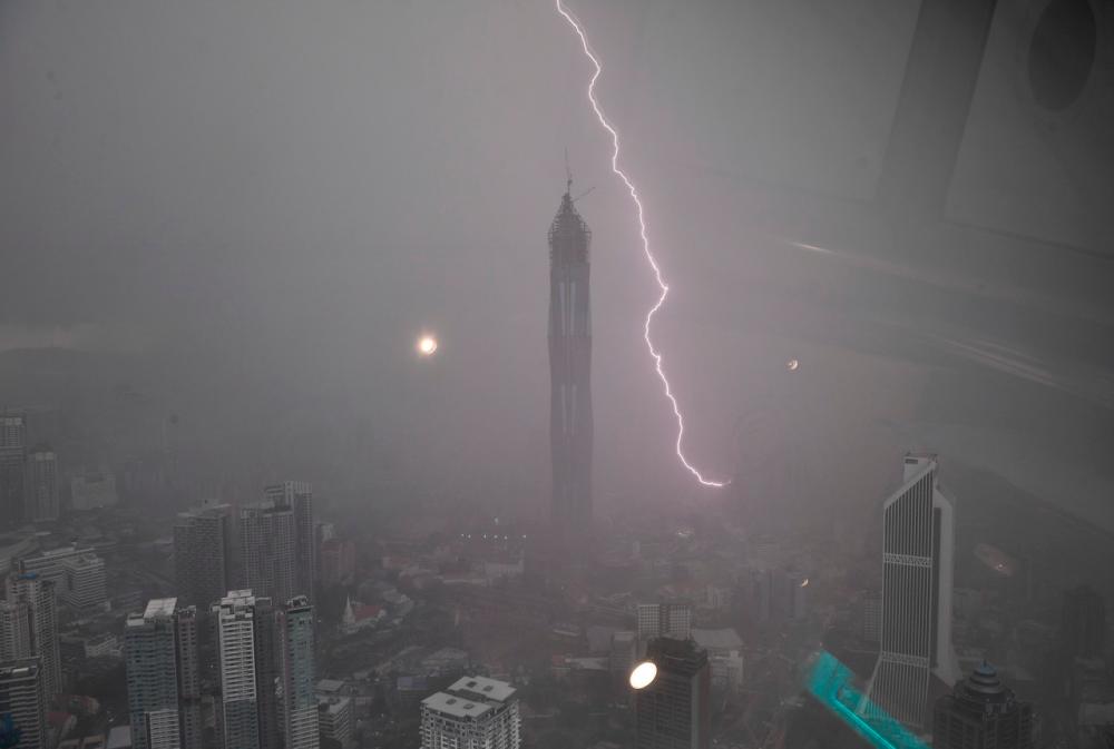 Heavy rain, thunderstorm almost every evening not extreme weather condition - MetMalaysia
