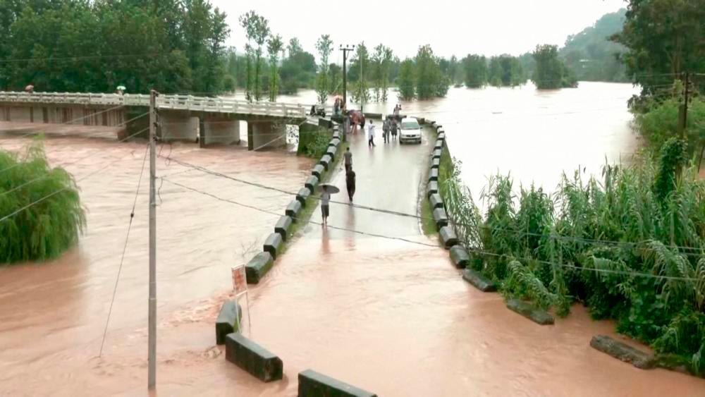 Heavy rains damage Indian crops ahead of harvest, threatening higher food prices Heavy rains damage Indian crops ahead of harvest, threatening higher food prices