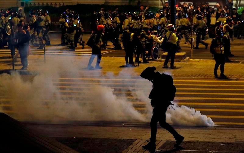 Hong Kong court rules that police complaints system breaches Bill of Rights