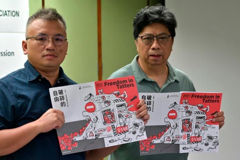 Hong Kong journalist union says press freedoms âin tattersâ