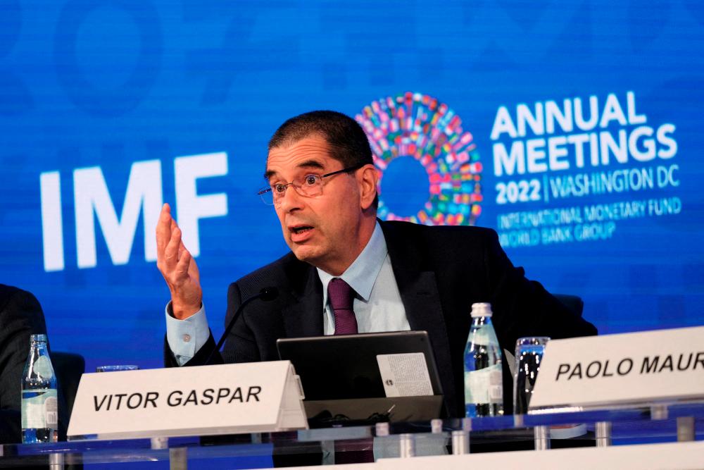 IMF: Global debt down but remains well above pre-pandemic levels 