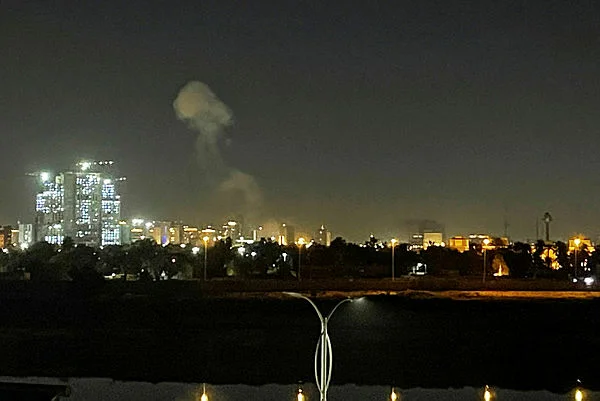 IRAQ-IRAN-US-ISRAEL-WAR Baghdad Green Zone targeted in attack, leaving hotel roof on fire