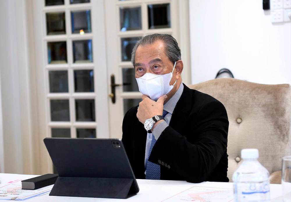 #Ibunisasi inisiatif kerajaan pastikan tiada golongan tercicir dalam melawan Covid-19 - Muhyiddin #Ibunisasi inisiatif kerajaan pastikan tiada golongan tercicir dalam melawan Covid-19 - Muhyiddin
