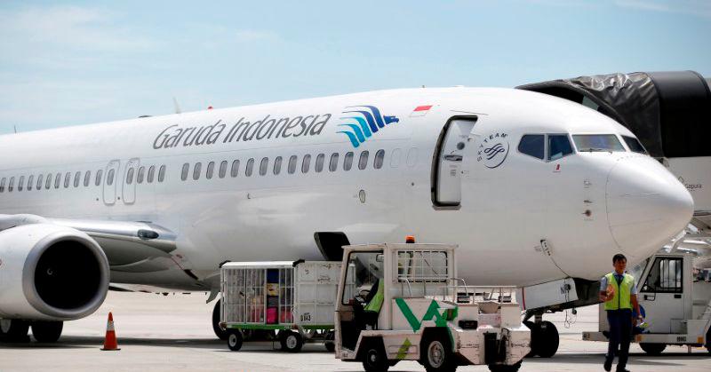 Indonesia bans foreign tourist arrivals at Jakarta airport 