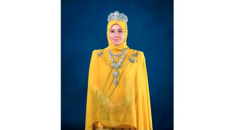 International Womenâs Day: Queen reminds women to love, value themselves International Womenâs Day: Queen reminds women to love, value themselves