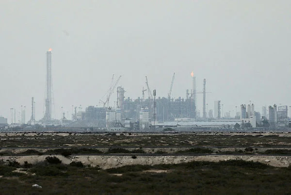 Iranian_missile_strikes_hit_Qatar_LNG_hub__UAE_gas_facilities Iranian missile strikes hit Qatar LNG hub, UAE gas facilities