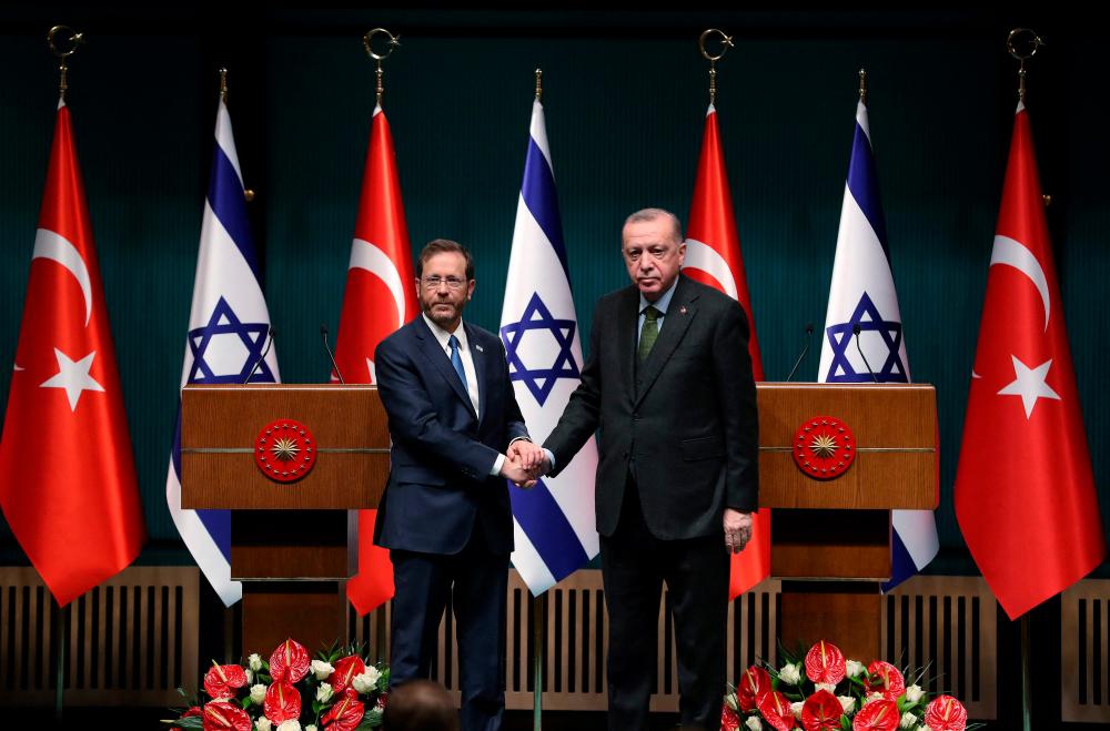 Israel, Turkey hail new era after years of broken ties Israel, Turkey hail new era after years of broken ties