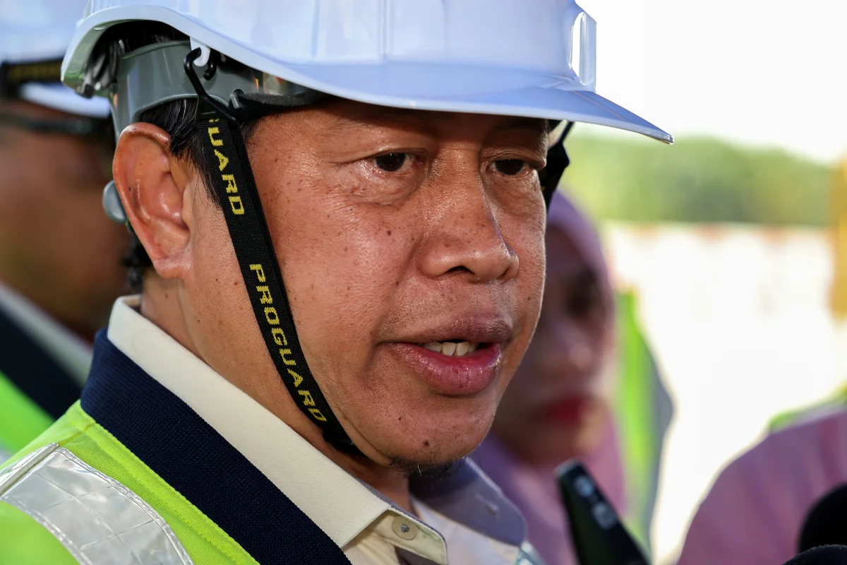 Government fines Sabah highway contractors RM31.8 million for delays Government fines Sabah highway contractors RM31.8 million for delays