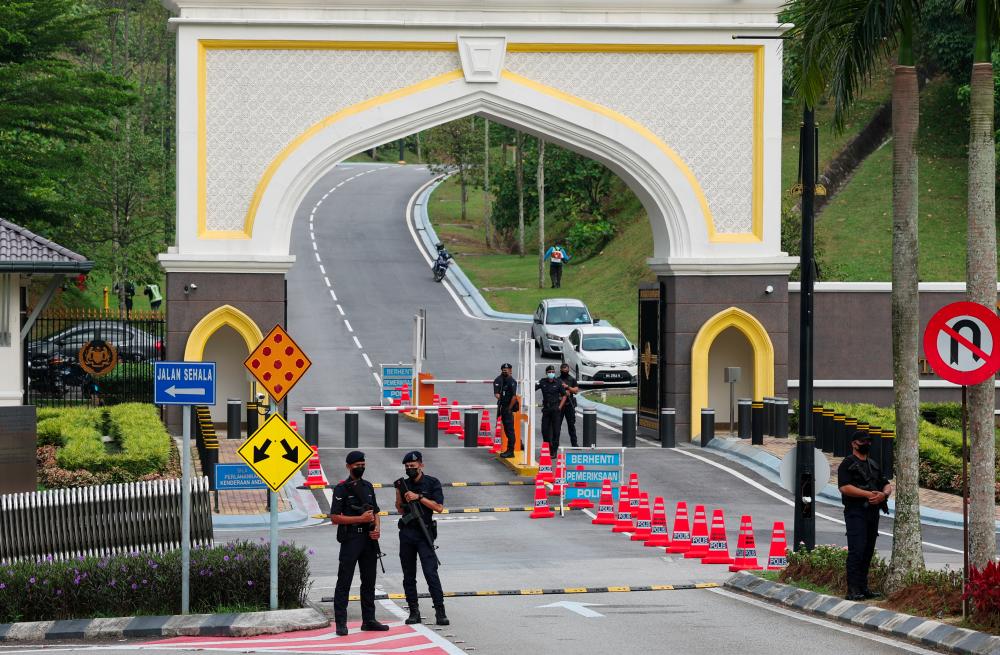 Jangan bangkitkan kebencian, provokasi terhadap institusi Raja, perkauman dan agama