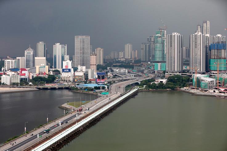 Johor hopes Malaysia-Singapore meeting next month will bring âpositive newsâ
