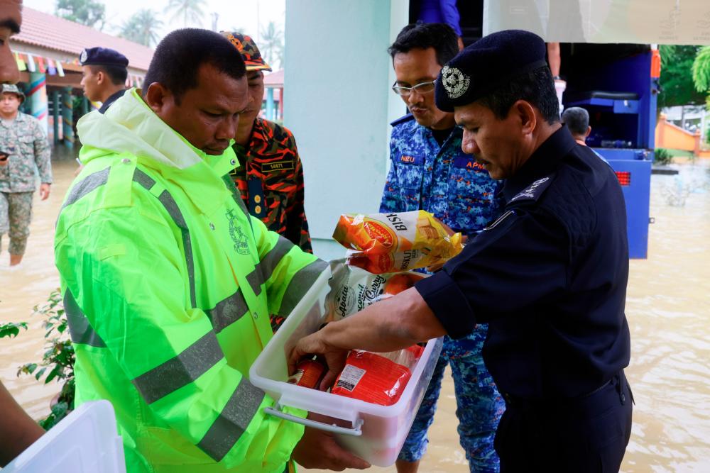 Jumlah mangsa banjir di Terengganu dan Kelantan terus meningkat