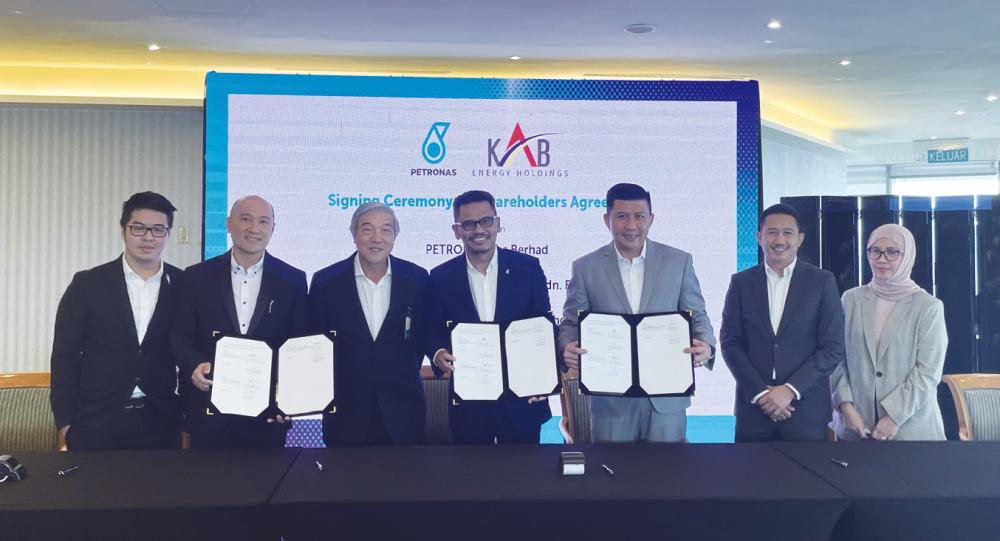 KAB, Petronas Gas seal joint venture for RM230m power plant in Sabah