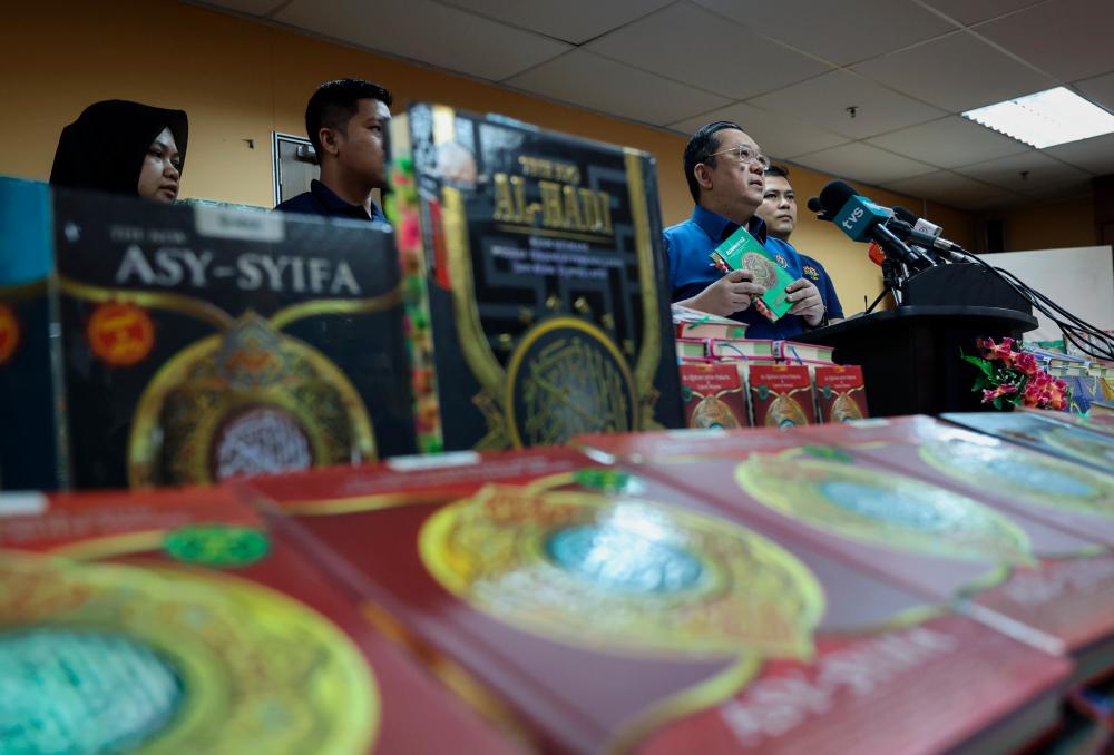KDN rampas Al-Quran, bahan cetak bernilai RM100,000 KDN rampas Al-Quran, bahan cetak bernilai RM100,000
