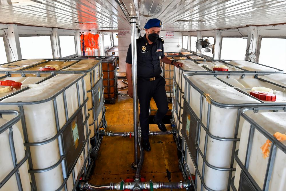 KPDNHEP sita 21,000 liter diesel bersubsidi cuba diseleweng, tahan empat lelaki