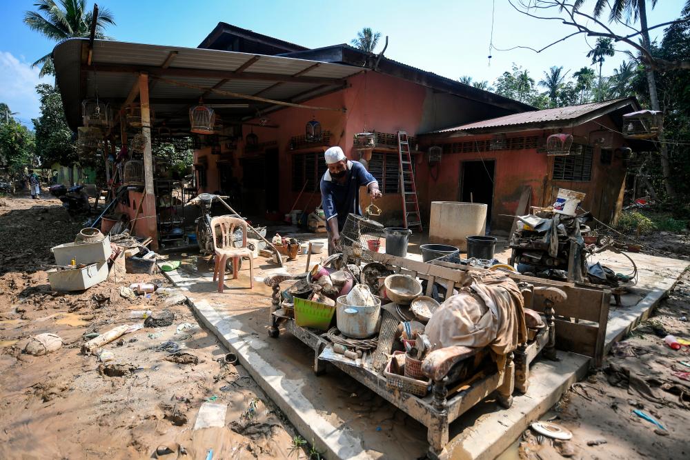 Kampung Hangus residents incur RM550,000 losses in floods