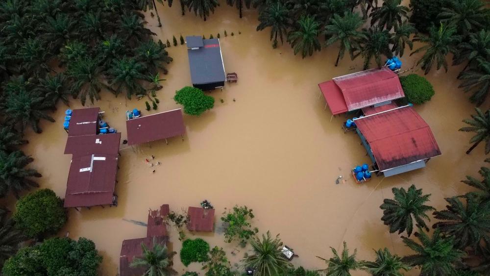 Kampung Sungai Manjang, Sandakan in need of a community hall