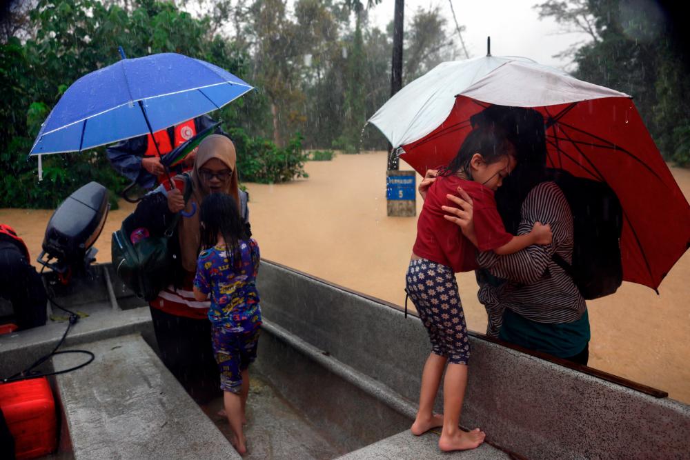 Kawasan ‘hotspot’ atasi banjir kilat di K’tan dikenal pasti: Mohd Amar
