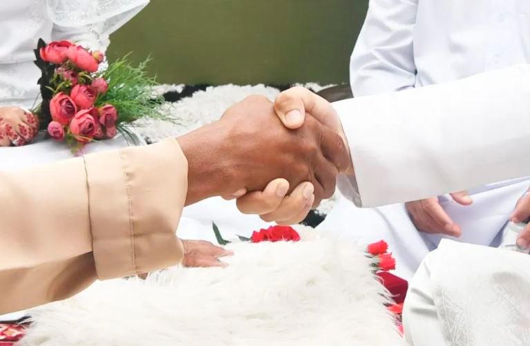 Kedah approves bill to increase legal age of marriage for girls to 18 Kedah approves bill to increase legal age of marriage for girls to 18