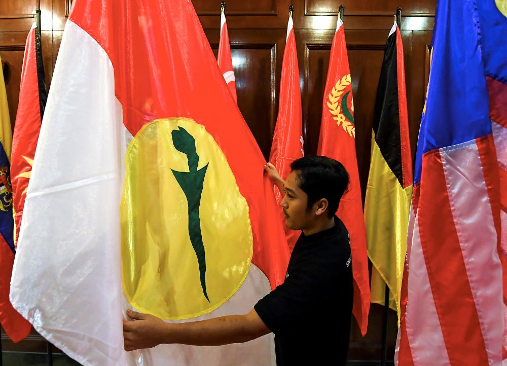Keputusan permohonan pindaan perlembagaan Umno diketahui selewat-lewatnya 16 Julai: ROS Keputusan permohonan pindaan perlembagaan Umno diketahui selewat-lewatnya 16 Julai: ROS