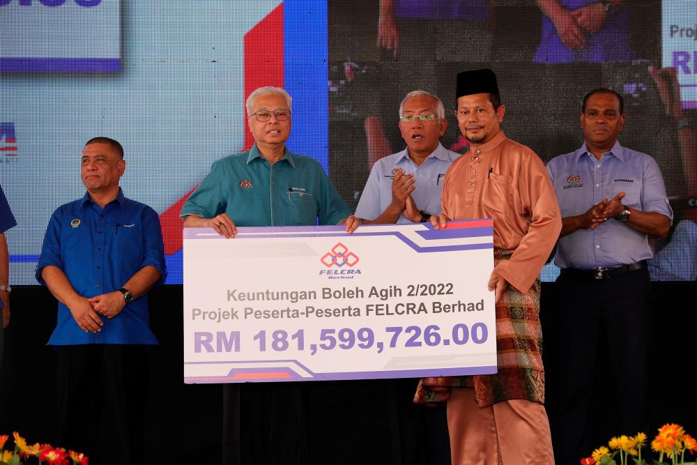Kerajaan setuju hapus hutang peserta Felcra, agih keuntungan untuk peserta