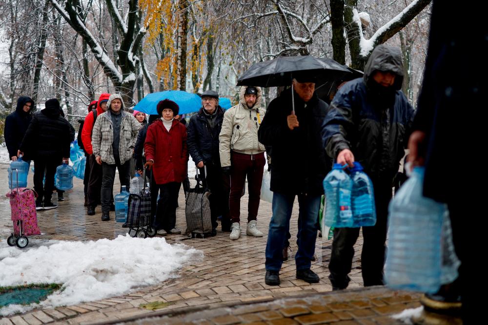 Kyiv’s mayor: ‘We cannot allow Putin to steal our Christmas’