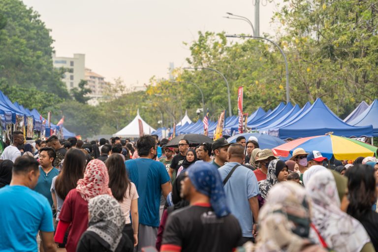 Six unconventional tips to avoid overspending at Ramadan bazaars.