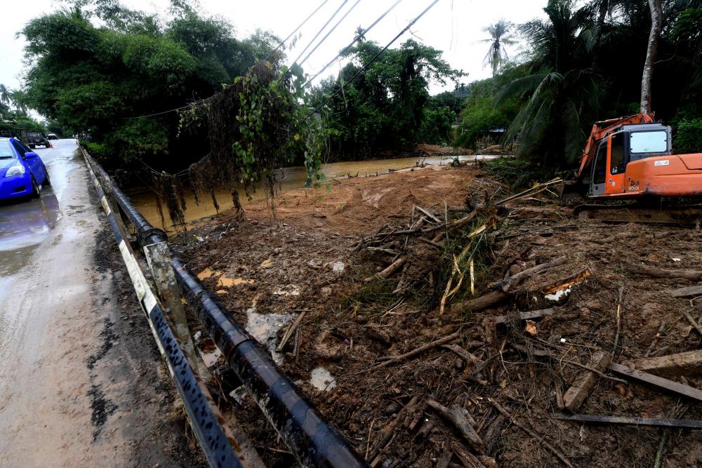 LZNK to help rebuild houses of flood victims in Baling