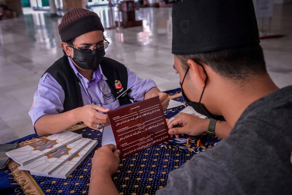 LZS encourages Muslims to pay tithe monthly