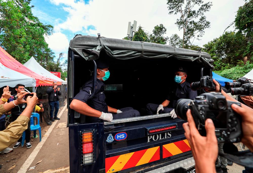 Landslide: Body of child, clad in pink pyjamas found with four bags