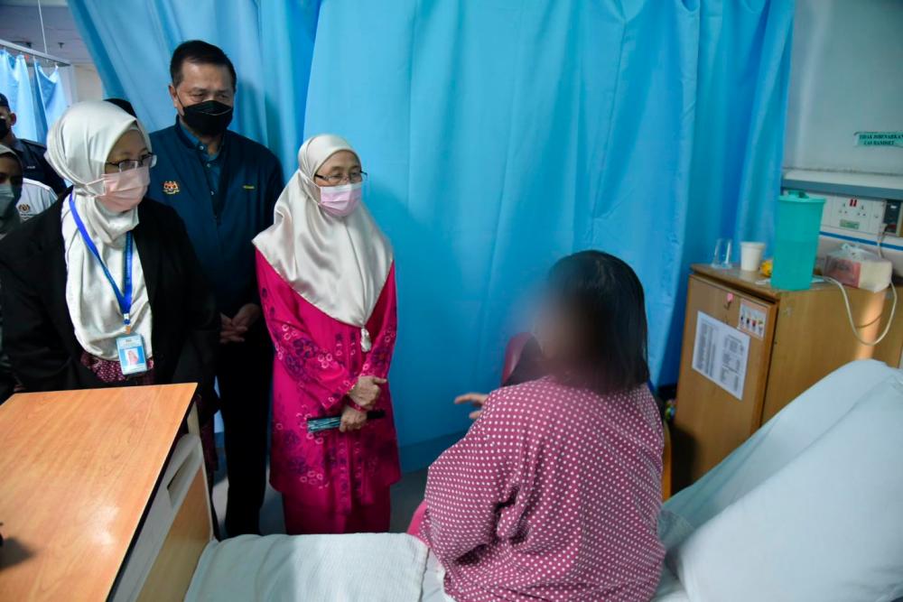 Landslide: Four victims in Selayang Hospital stable - Health Minister